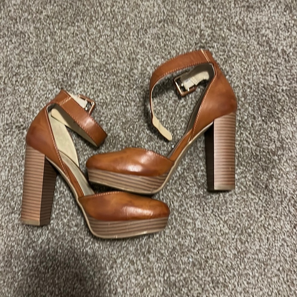 Dress heels